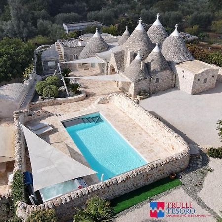 Trulli Tesoro Acomodação com café da manhã Cisternino Exterior foto